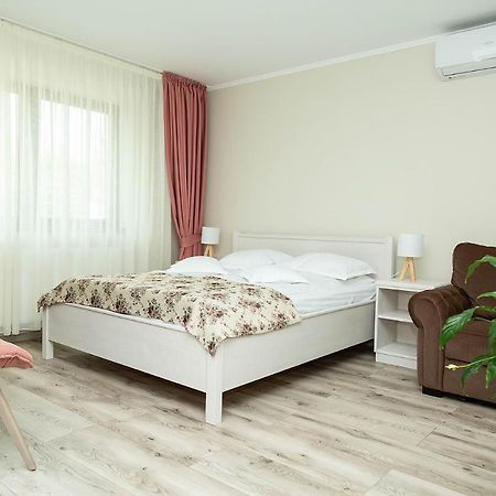 Pensiunea Casablanca Reghin Ngoại thất bức ảnh