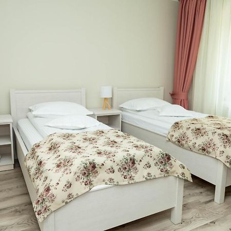 Pensiunea Casablanca Reghin Ngoại thất bức ảnh