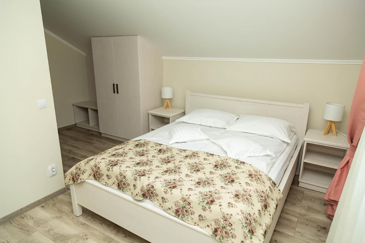 Pensiunea Casablanca Reghin Ngoại thất bức ảnh