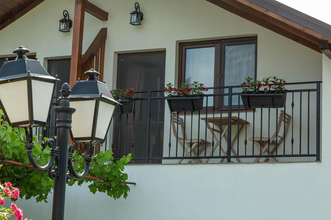 Pensiunea Casablanca Reghin Ngoại thất bức ảnh