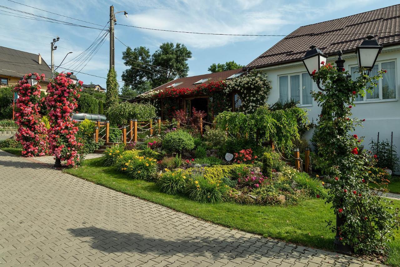 Pensiunea Casablanca Reghin Ngoại thất bức ảnh