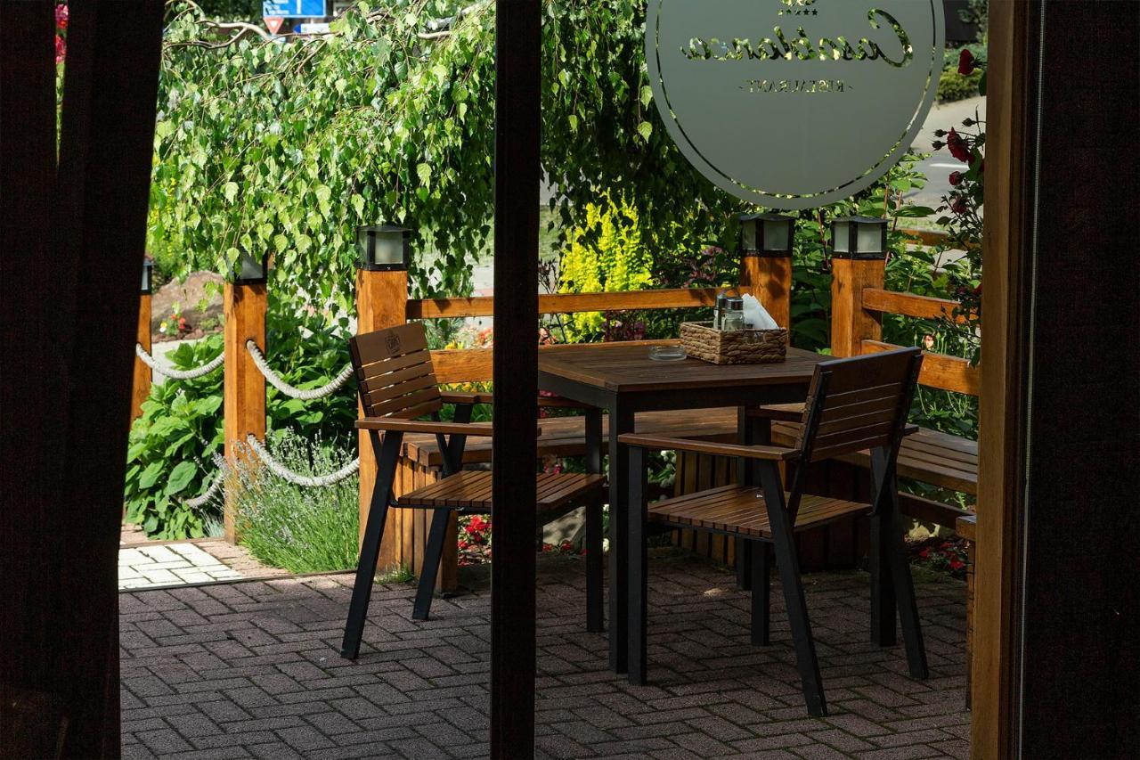 Pensiunea Casablanca Reghin Ngoại thất bức ảnh